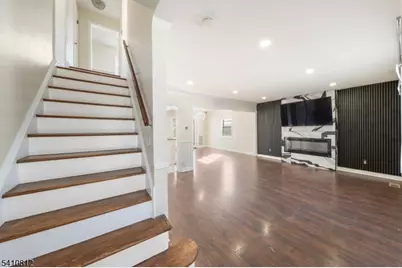 985 Arnet Ave, Union Township, NJ 07083 - Photo 7