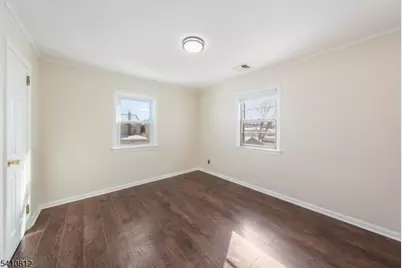 985 Arnet Ave, Union Township, NJ 07083 - Photo 3