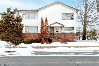 713 Dennis Pl, Linden, NJ 07036 - Photo 1