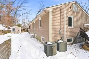 168 Interhaven Ave, North Plainfield, NJ 07060 - Photo 31