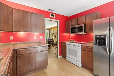 168 Interhaven Ave, North Plainfield, NJ 07060 - Photo 11