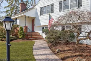 49 Overlook Rd, Morristown, NJ 07960 - Photo 3