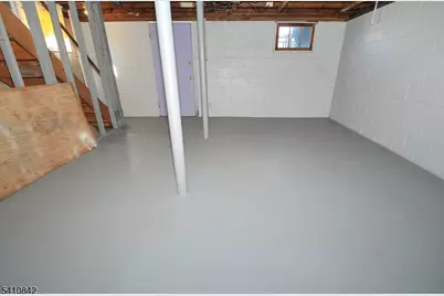 212 W Morris Ave, Linden, NJ 07036 - Photo 29