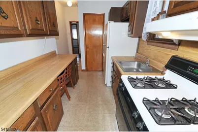 212 W Morris Ave, Linden, NJ 07036 - Photo 7