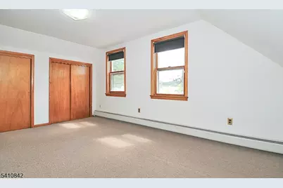 212 W Morris Ave, Linden, NJ 07036 - Photo 23