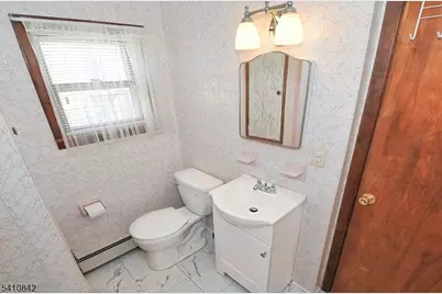 212 W Morris Ave, Linden, NJ 07036 - Photo 25