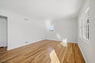 26 Louis Ave, South Bound Brook Boro, NJ 08880 - Photo 3