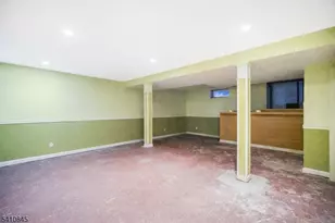 38 Longfellow Dr, Woodbridge Township, NJ 07067 - Photo 29