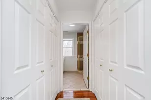 38 Longfellow Dr, Woodbridge Township, NJ 07067 - Photo 17