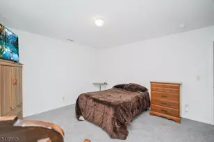 38 Longfellow Dr, Woodbridge Township, NJ 07067 - Photo 23