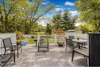 38 Longfellow Dr, Woodbridge Township, NJ 07067 - Photo 27