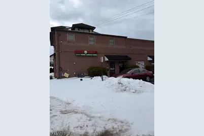 31 Frelinghuysen Ave, Raritan, NJ 08869 - Photo 3