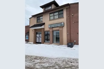 31 Frelinghuysen Ave, Raritan, NJ 08869 - Photo 1