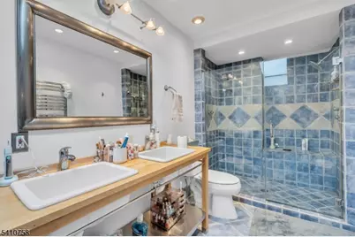 63 Cherrywood Dr, Franklin Township, NJ 08873 - Photo 19