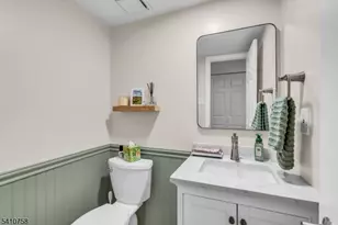 63 Cherrywood Dr, Franklin Township, NJ 08873 - Photo 15