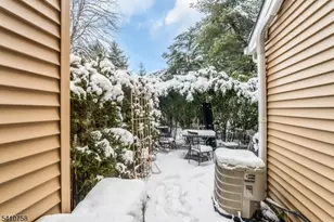 63 Cherrywood Dr, Franklin Township, NJ 08873 - Photo 21