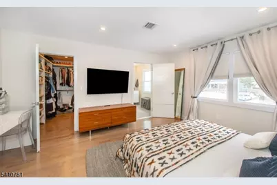 112 Lincoln St, Montclair, NJ 07042 - Photo 11