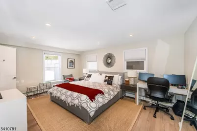 112 Lincoln St, Montclair, NJ 07042 - Photo 9