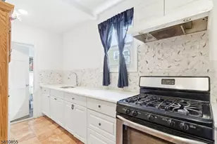 135 Dixon Ave, Paterson, NJ 07501 - Photo 15