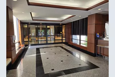 2 Claridge Dr #2AE, Verona, NJ 07044 - Photo 3