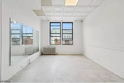 330 Glenwood Ave, Bloomfield, NJ 07003 - Photo 11