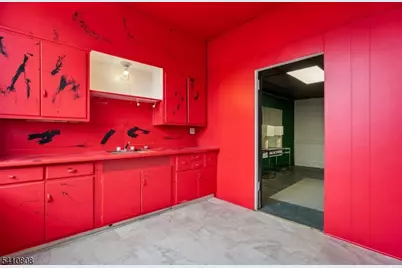 330 Glenwood Ave, Bloomfield, NJ 07003 - Photo 9