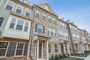 28 Gala Ct, Livingston, NJ 07039 - Photo 1