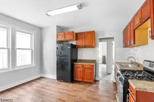 51 Schley St, Newark, NJ 07112 - Photo 15