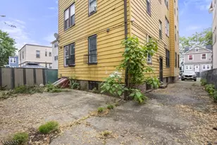 51 Schley St, Newark, NJ 07112 - Photo 7