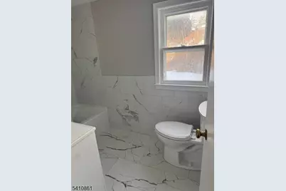 7 Daretown Rd, West Milford, NJ 07421 - Photo 5