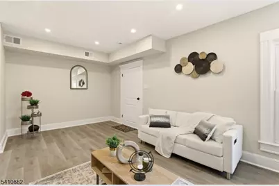 143 Smith St, Newark, NJ 07106 - Photo 9