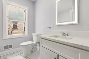 78 Monticello Ave, Newark, NJ 07106 - Photo 23