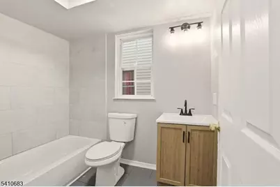 215 Hillside Ave, Newark, NJ 07108 - Photo 23
