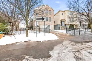 215 Hillside Ave, Newark, NJ 07108 - Photo 3