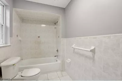 215 Hillside Ave, Newark, NJ 07108 - Photo 13