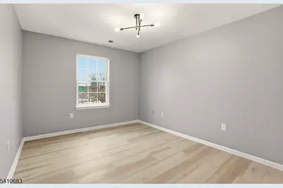 215 Hillside Ave, Newark, NJ 07108 - Photo 11