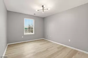 215 Hillside Ave, Newark, NJ 07108 - Photo 11