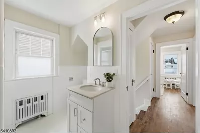 731 Woodland Ave, Roselle Park, NJ 07204 - Photo 23