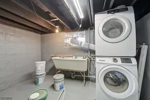 731 Woodland Ave, Roselle Park, NJ 07204 - Photo 27