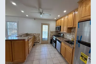 60 Brown Ave, Butler, NJ 07405 - Photo 3