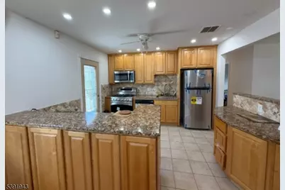 60 Brown Ave, Butler, NJ 07405 - Photo 3