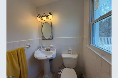 60 Brown Ave, Butler, NJ 07405 - Photo 21