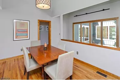 1 Fawn Ridge Rd, Clinton Township, NJ 08833 - Photo 17