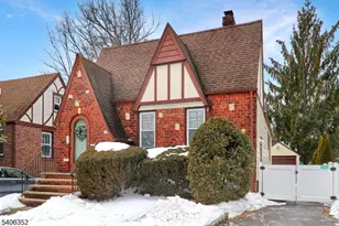 113 Columbia Ave, Cranford Township, NJ 07016 - Photo 3