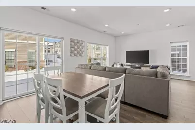 48 Harvest Way, Little Falls Township, NJ 07424 - Photo 3