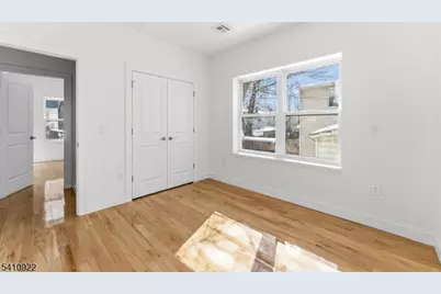 106 Columbia Ave, Newark, NJ 07106 - Photo 5