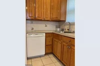 108 S 16th St #2, East Orange, NJ 07018 - Photo 15