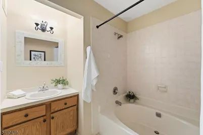 40 Chestnut Ct #40, Bernards Township, NJ 07920 - Photo 29