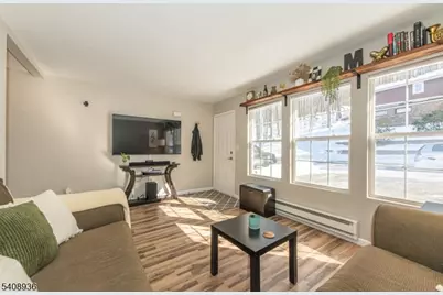 41 Ferris Ln, Jefferson Township, NJ 07438 - Photo 5