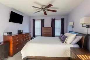 37 Boston Ct, Newark, NJ 07103 - Photo 29